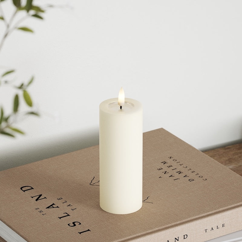 Deluxe Homeart LED blokové světlo Ø 5 x 12,5 cm Krémová