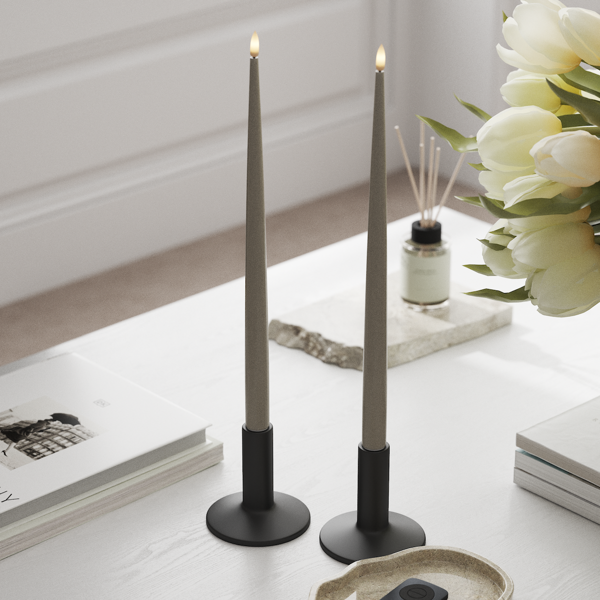 Deluxe Homeart LED světlo na svíčku s lakem, 2 ks 38 cm Písková LED světlo na svíčku 1