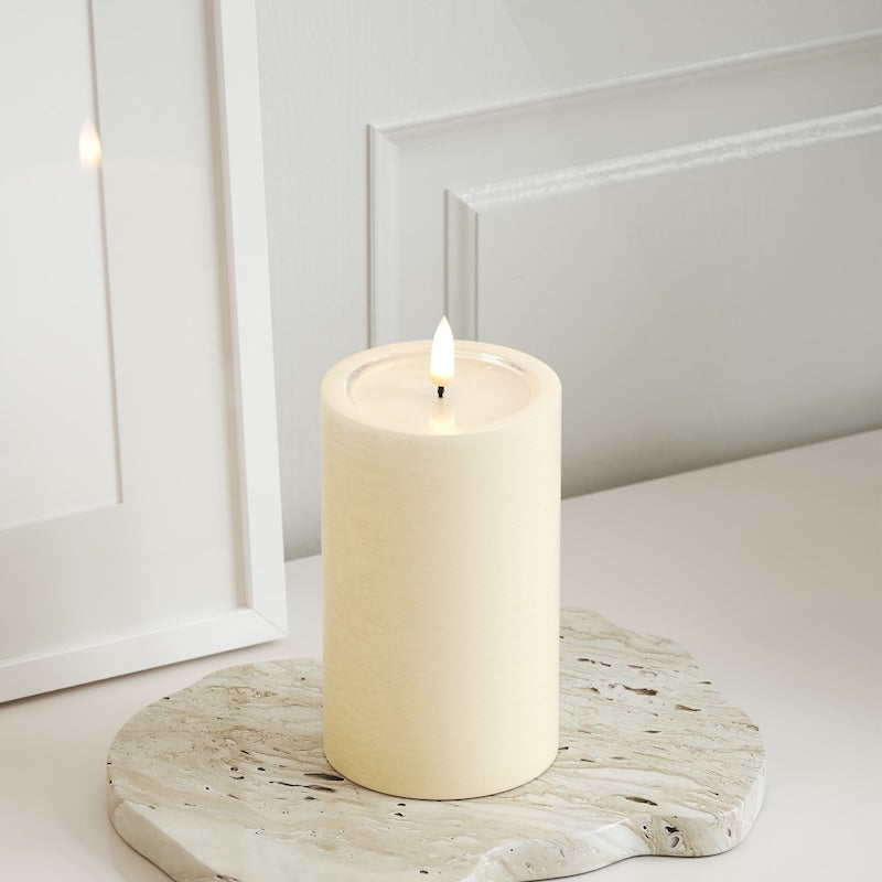 Unique Candles Unique LED Bloklys D 7,5 x 12,5 cm Cream